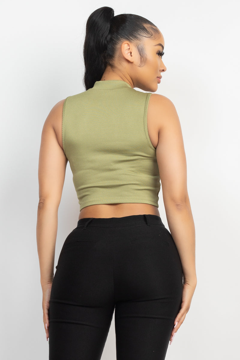 Keyhole-front Crop Top